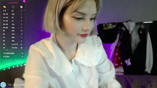 esmevelvet 25-05-2026 Porn wet kissing toy suckshow