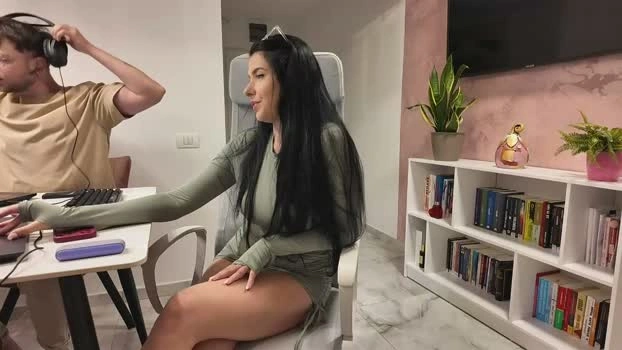 rrr1995 28-05-2026 Porn bigtoys love tits orgasm