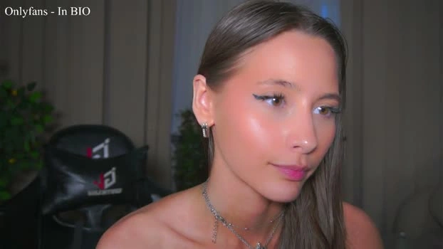 falinecrosthwaite 12-06-2026 Porn kissing nasty lush sexygirl