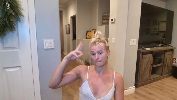 chloexbabe 15-06-2026 Porn fuckher orgasm jerkoff strip
