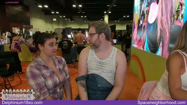 spaceneighbor 27-06-2026 Porn hot cute sexykitty kissing