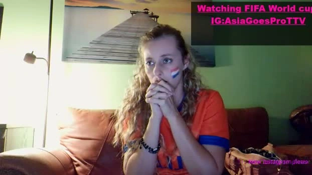 yoursecretgirlfriend963 30-06-2026 Porn suckshow beauty natural wet