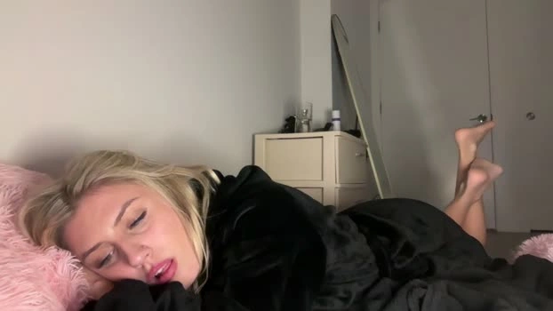 skye_summerss 22-07-2026 Porn beautiful striptease boobs naked